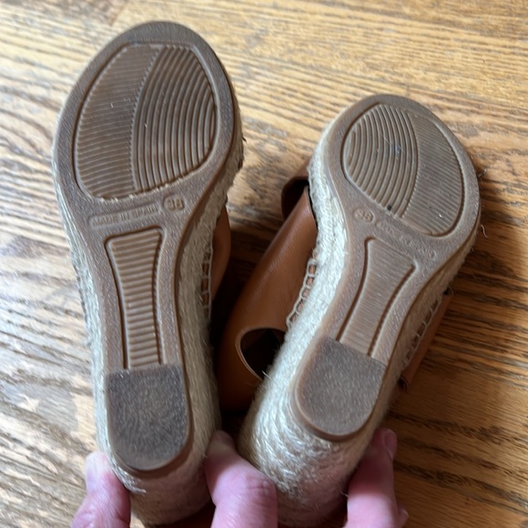 Maypol made in Spain leather and jute  wedges size 38 or 7 1/2  velcro closing - Picture 5 of 9